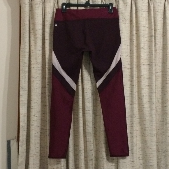 Fabletics Salar Mesh PowerHold Color Block Athletic Leggings in Vigneto/Bolero - Picture 4 of 6